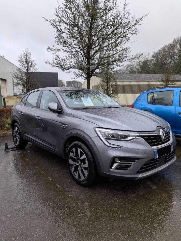 Renault Arkana Tce 140 CV boite automatique EDC équilibre